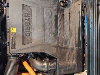 HYUNDAI IONIQ 1.6 GDI PHEV Tecno DCT