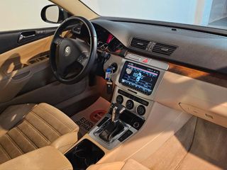 VOLKSWAGEN Passat 3.2 V6 FSI Highline DSG 4 Motion