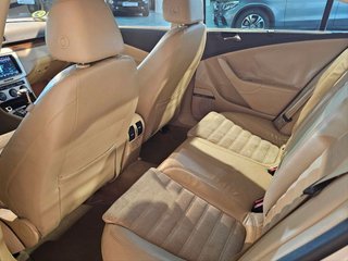 VOLKSWAGEN Passat 3.2 V6 FSI Highline DSG 4 Motion