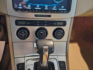VOLKSWAGEN Passat 3.2 V6 FSI Highline DSG 4 Motion