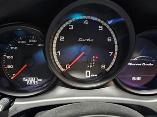 PORSCHE Macan Turbo