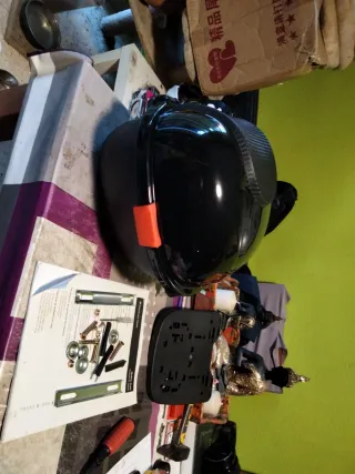 Baúl trasero moto/scooter negro 32 litros.26*34*38