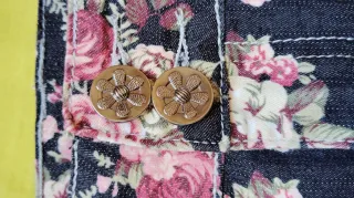 Minifalda vaquera estampada flores