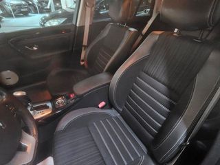 RENAULT Laguna G.Tour Bose Edition dCi 175 Auto.