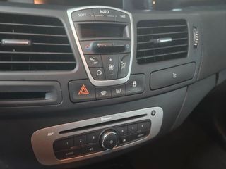 RENAULT Laguna G.Tour Bose Edition dCi 175 Auto.