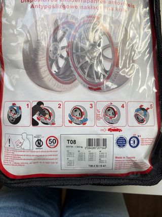 Cadenas/ fundas tela para la nieve, nuevas.