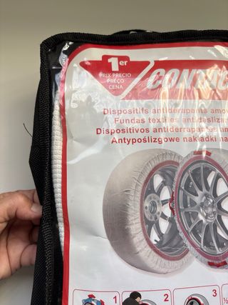 Cadenas/ fundas tela para la nieve, nuevas.