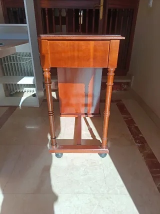 Mesa estudio madera infantil