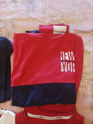 Lote 4 Camisetas Niño, 3 de 11/12 años, 1 de 10 añ