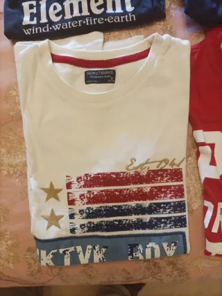 Lote 4 Camisetas Niño, 3 de 11/12 años, 1 de 10 añ