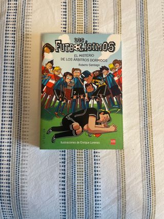 Los Futbolísimos 1: El misterio de los árbitros...