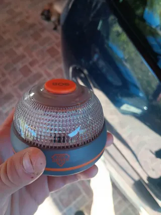 Baliza V16 Luz Emergencia DGT Geolocalizada