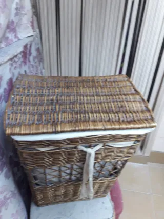 Cesta de mimbre para ropa 50x30x40