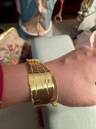 Bracciale vintage dorato con strass