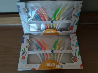 Miyo Pintando sin pinceles niños