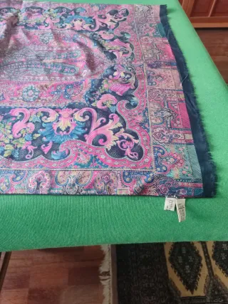 Sciarpa in seta fantasia floreale