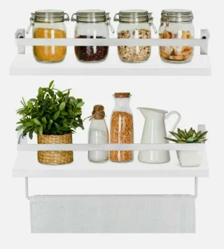 Estanterías de pared de madera y metal, nuevas.