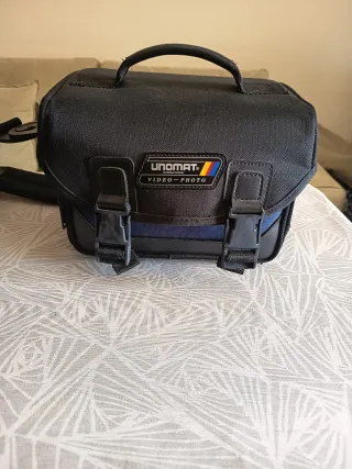 Cámara Nikon F50 Plata