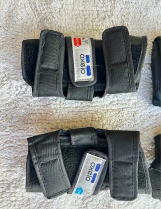 Protecciones infantiles Oxelo negro