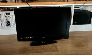 Televisor LG32LG3000