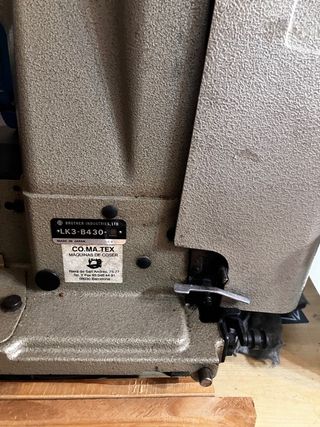 Máquina de coser Brother hojalatera