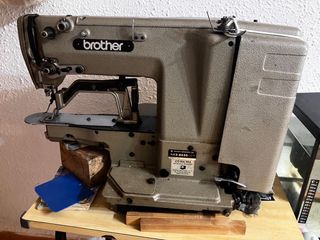 Máquina de coser Brother hojalatera
