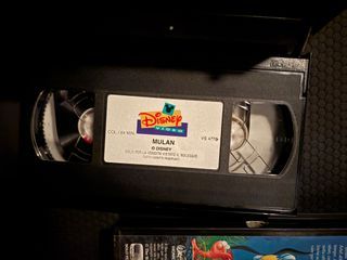 2 VHS Disney: Mulan e La Sirenetta