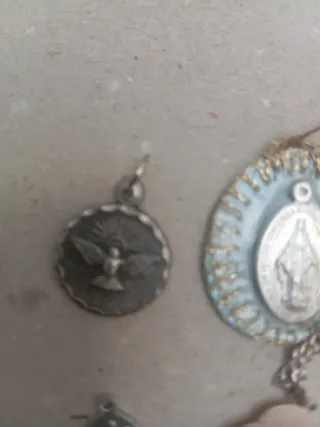 Lote 7 medallas religiosas