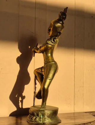 Escultura Dakini Danzante en Bronce