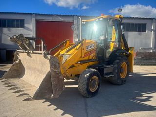 Retroexcavadora JCB 3CX