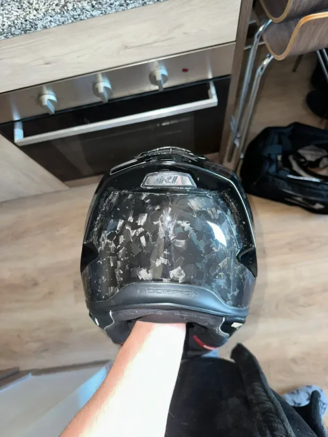 Casco Scorpion R1 Exo Carbon Air Con intercom