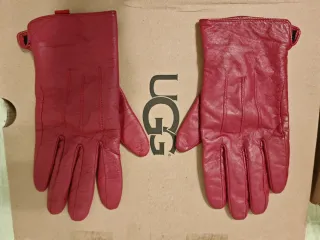 Guantes de piel rojos