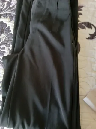 Pantalón Bershka Talla 32 Negro