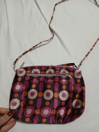 Borsa a tracolla con fantasia geometrica