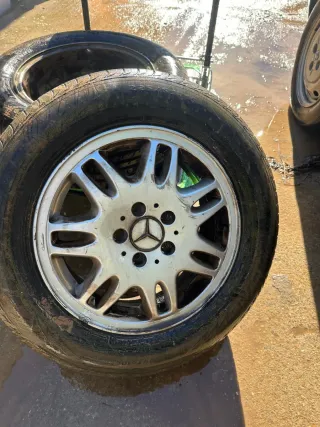 Llantas Mercedes Viano