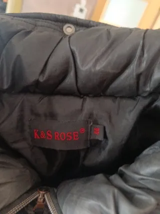 Parka negra talla 44 + regalo militar