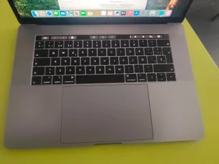 MacBook Pro A1990 2019 i9 32GB