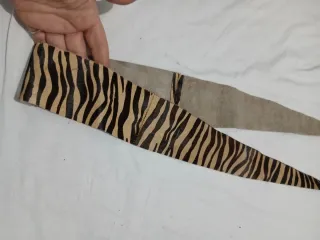 Cintura zebrata in pelle