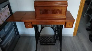Máquina de coser Singer antigua