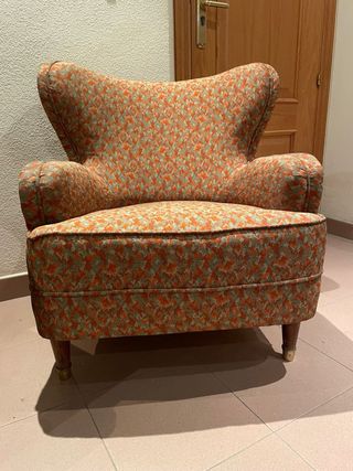 Coppia di poltrone imbottite vintage