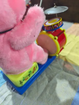 Mambo Beating Drum Rabbit anni 80