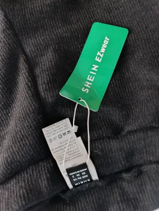 Pantalón negro elástico  Nuevo con etiquetas