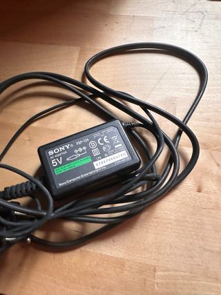 Sony PSP-2004 Negra,Incluye juegos