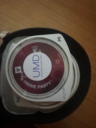 Sony PSP-2004 Negra,Incluye juegos