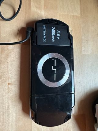 Sony PSP-2004 Negra,Incluye juegos