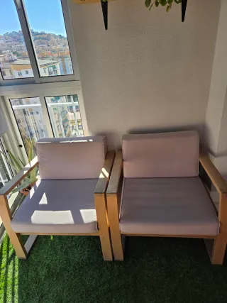 Sofá de exterior madera y tela beige