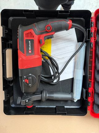Taladro percutor Einhell 700W
