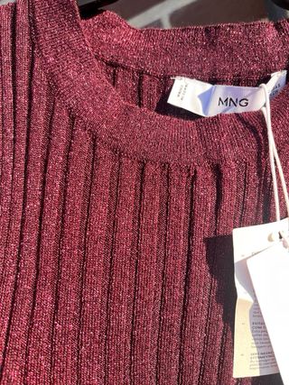 Camiseta Mango punto brillante roja