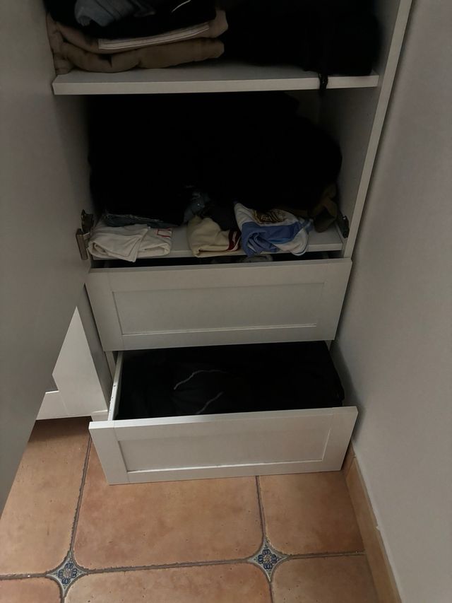 marmario ikea BESTÅ