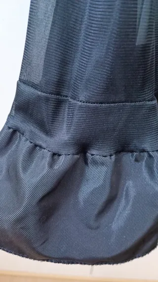 Vestido negro cóctel de encaje-butique